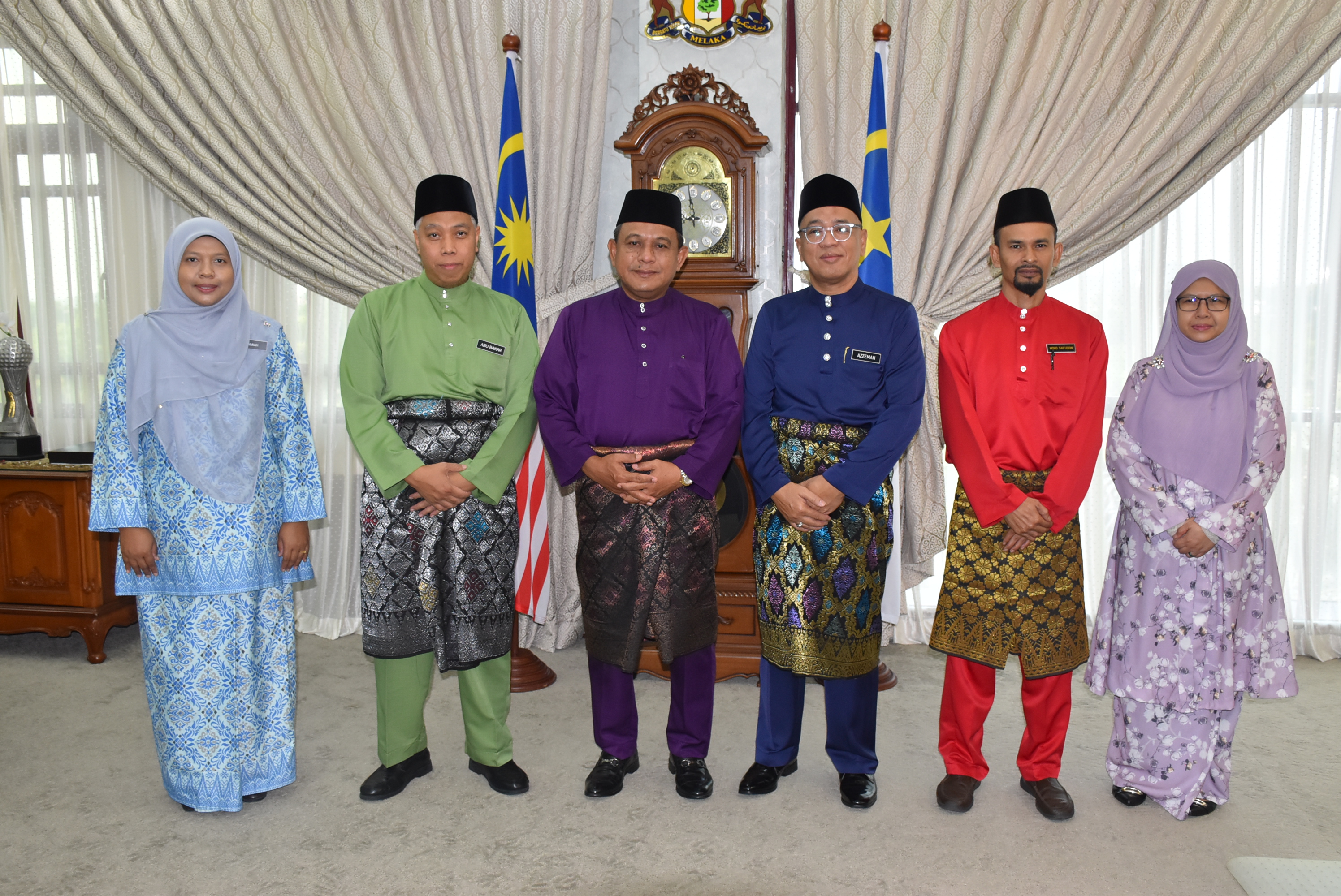 Kunjung Hormat KHS MSNM Ke Atas YB SUK Negeri Melaka