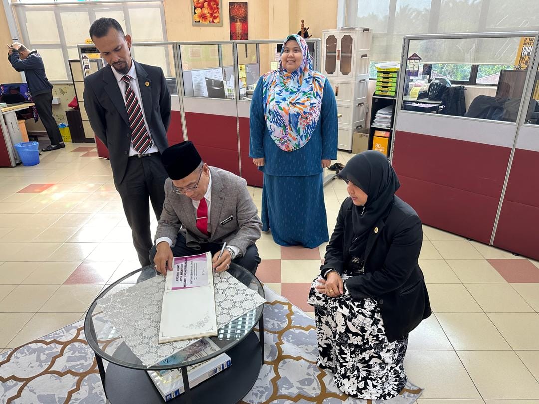 Lawatan Kerja Ketua Hakim Syarie ke MRS Jasin Melaka