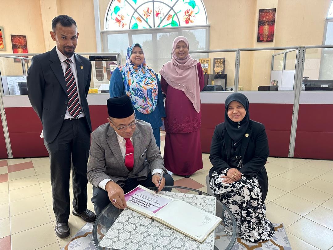 Lawatan Kerja Ketua Hakim Syarie ke MRS Jasin Melaka