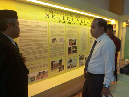 Lawatan Kerja Pegawai-Pegawai Mahkamah Persekutuan Putrajaya Bertujuan Melihat Pengurusan Rekod MSNM Lawatan Kerja Pegawai-Pegawai Mahkamah Persekutuan Putrajaya Bertujuan Melihat Pengurusan Rekod MSNM