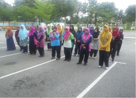 Perhimpunan Bulanan dan Gotong Royong Perdana 2016 Perhimpunan Bulanan dan Gotong Royong Perdana 2016